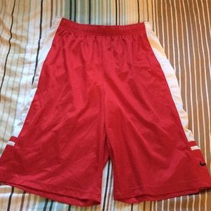 Nike shorts red boys xl